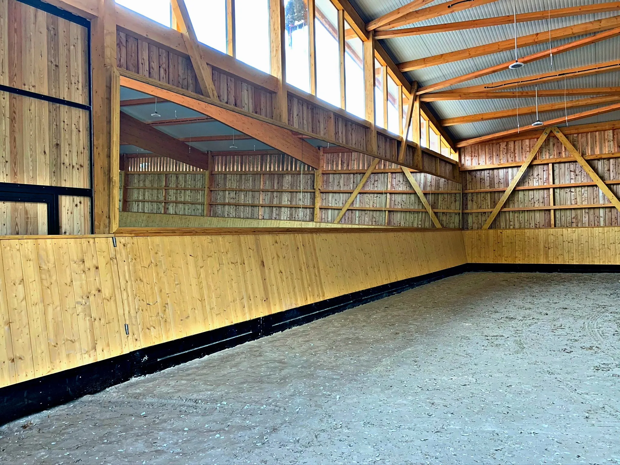Reithallenspiegel – HEGA Referenzprojekt 2